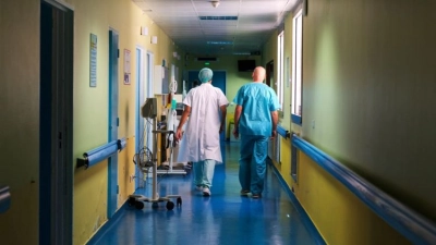 ebola-le-premier-cas-detecte-en-france-est-gueri-et-sorti-de-lhopital