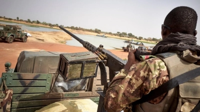 mali-plusieurs-villes-touchees-par-des-attaques-coordonnees-larmee-dit-avoir-la-situation-sous-controle