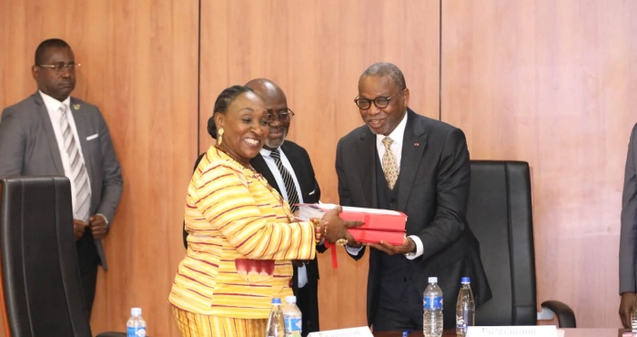 nouvelle-pca-de-la-cnps-raymonde-goudou-coffie-sengage-a-porter-cette-mission-avec-loyaute-et-determination