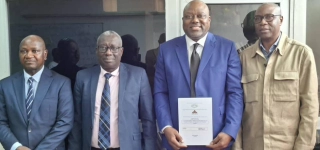 management-de-lentreprise-de-presse-alafe-wakili-decroche-son-master-avec-mention-tres-bien