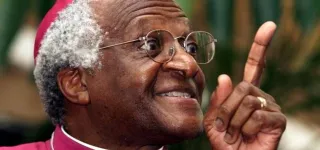 mort-de-desmond-tutu-concert-international-dhommages-a-larcheveque-sud-africain