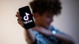 reseau-social-tiktok-lunion-europeenne-ouvre-une-enquete-sur-les-effets-psychologiques-sur-les-mineurs