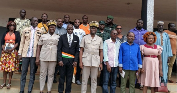 prikro-les-timbres-de-solidarite-bientot-apposes-sur-les-actes-administratifs-pour-lutter-contre-le-vih-sida
