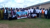 lutte-contre-la-secheresse-et-la-degradation-des-sols-le-rjicce-sensibilise-les-populations-de-kouto-a-travers-un-planting-darbre