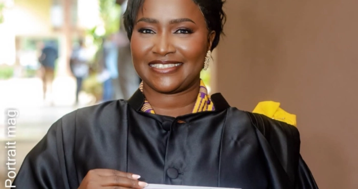 soutenance-de-these-unique-sandrine-kouadio-enfile-la-toge-du-doctorat