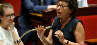 france-la-ministre-de-la-transition-ecologique-monique-barbut-annonce-sa-demission-apres-ladoption-de-la-loi-durgence-agricole
