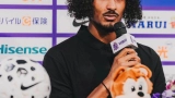 football-sebastien-haller-officiellement-presente-par-son-nouveau-club-hiroshima
