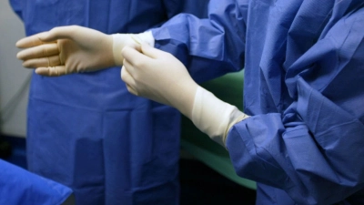 inedit-une-femme-aveugle-retrouve-la-vue-apres-une-greffe-et-une-operation-de-six-heures