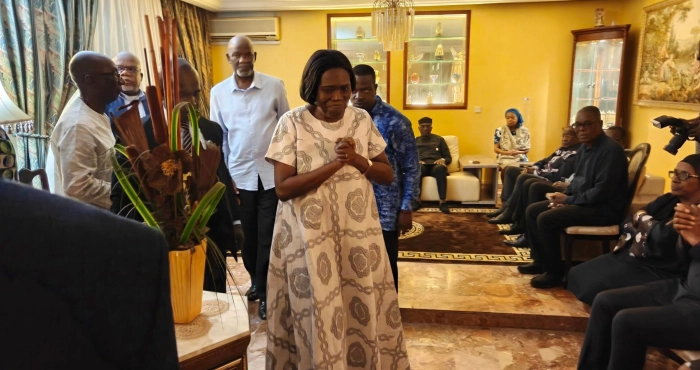 deces-demile-constant-bombet-simone-gbagbo-au-domicile-du-defunt-pour-dire-son-yako-a-la-famille