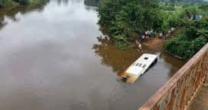 accident-sur-laxe-touba-biankouma-le-proprietaire-du-car-et-le-chef-de-gare-ont-ete-places-sous-mandats-de-depot