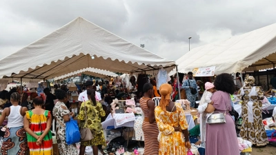 le-grand-casse-balle-des-milliers-de-visiteurs-se-renforcent-a-linjs-avant-la-rentree-scolaire