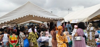 le-grand-casse-balle-des-milliers-de-visiteurs-se-renforcent-a-linjs-avant-la-rentree-scolaire