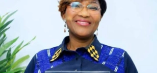 prix-national-dexcellence-marie-laure-ngoran-presidente-de-lunjci-remporte-le-sacre-pour-le-developpement-des-medias-2026