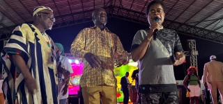 fete-dindependance-a-yopougon-adama-bictogo-rend-hommage-a-luckson-padaud