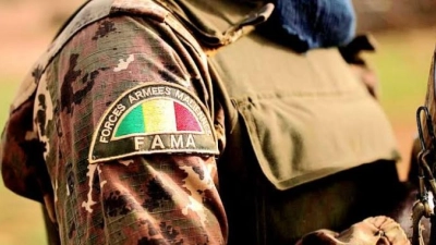 mali-une-attaque-dun-camp-militaire-fait-une-douzaine-de-mort-dans-le-centre-du-pays