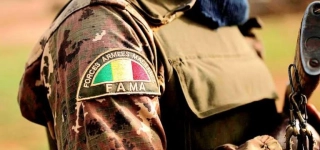mali-une-attaque-dun-camp-militaire-fait-une-douzaine-de-mort-dans-le-centre-du-pays