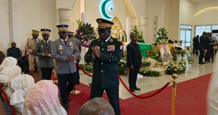 lassina-doumbia-au-general-dem-aly-justin-merci-pour-ta-fidelite