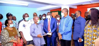 fetes-de-fin-dannee-ibrahim-konate-cadaute-les-couches-defavorisees-de-port-bouet