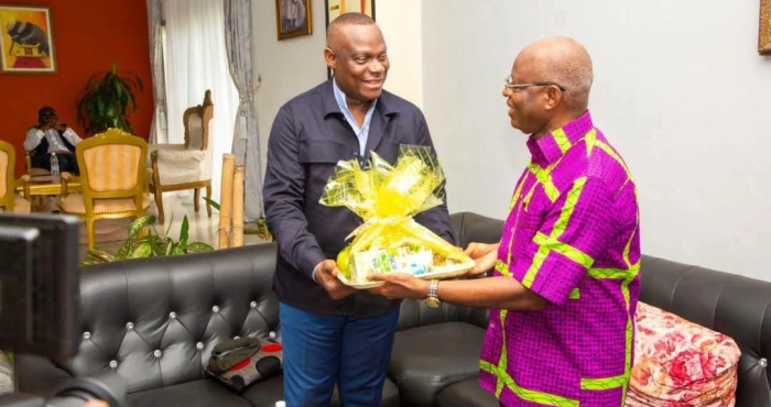 a-peine-sorti-de-prison-lida-kouassi-recoit-de-laide-de-laurent-gbagbo