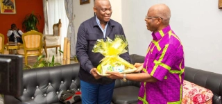 a-peine-sorti-de-prison-lida-kouassi-recoit-de-laide-de-laurent-gbagbo