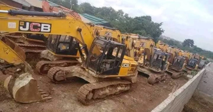 orpaillage-illegal-quand-assale-tiemoko-ironise-sur-la-dissimulation-des-pelleteuses-qui-retournent-les-forets