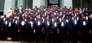 justice-501-agents-daffaires-judiciaires-interdits-dexercice-en-cote-divoire