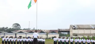 education-civisme-70-eleves-fauteurs-de-troubles-pour-conges-anticipes-internes-pendant-deux-semaines-dans-le-centre-de-service-civique-de-bimbresso-autorises-a-regagner-leurs-familles