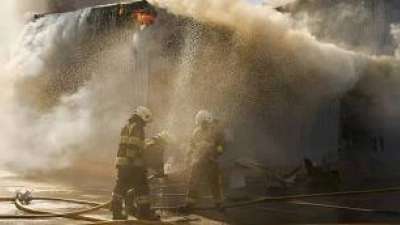 ukraine-au-moins-37-morts-dans-une-frappe-russe-sur-un-entrepot-de-munitions