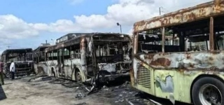 incendie-de-55-bus-de-la-sotra-a-koumassi