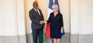sommet-international-sur-lespace-le-vice-premier-ministre-represente-le-chef-de-letat-a-paris