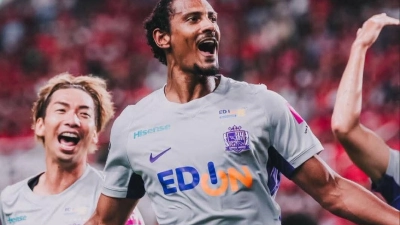 j1-league-hiroshima-de-sebastien-haller-ecrase-cerezo-osaka-6-1