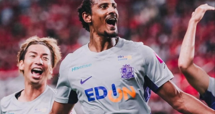 j1-league-hiroshima-de-sebastien-haller-ecrase-cerezo-osaka-6-1