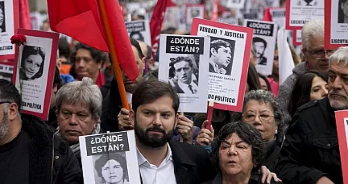 chili-environ-300-arrestations-lors-de-manifestations-marquant-lanniversaire-du-coup-detat-de-pinochet
