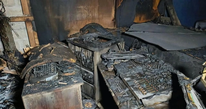 incendie-a-la-radio-nationale-catholique-rnc-la-regie-de-la-station-ravagee-par-les-flammes