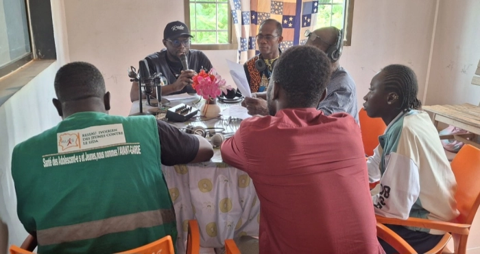 ist-et-vih-le-programme-pnls-sensibilise-la-jeunesse-de-tengrela-sur-les-ondes