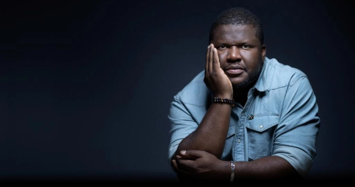 le-roman-de-lecrivain-thelyson-orelien-supprime-de-la-liste-du-prix-goncourt-pour-plagiat-a-laide-de-lia