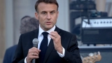 france-emmanuel-macron-laisse-ouverte-la-possibilite-dun-troisieme-mandat