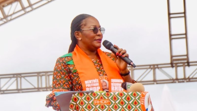 harlette-badou-pdte-uf-rhdp-face-aux-femmes-de-sakassou-le-rhdp-a-besoin-de-votre-energie