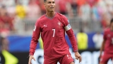 une-semaine-apres-avoir-claque-la-porte-de-la-selection-portugaise-cristiano-ronaldo-sexcuse-et-ouvre-la-porte-a-un-retour