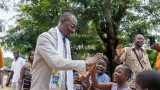 education-nationale-le-depute-alahassane-diakite-injecte-sa-prime-dinstallation-dans-la-rehabilitation-de-lepp-kpakossou