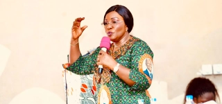 harlette-badou-invite-les-femmes-du-rhdp-de-tiapoum-a-lunion-et-au-developpement