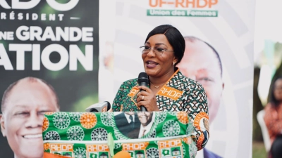 harlette-badou-prepare-les-femmes-dadiake-a-la-presidentielle-de-2030