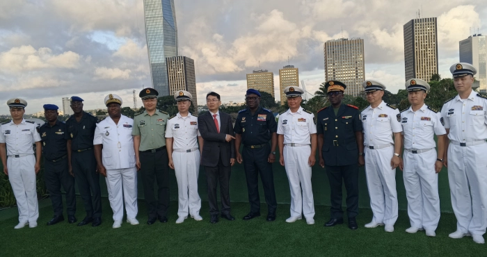 navire-hopital-chinois-en-cote-divoire-la-chine-salue-les-excellentes-relations-entre-les-deux-pays