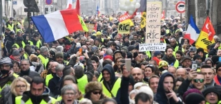 hausse-du-prix-du-carburant-et-baisse-du-pouvoir-dachat-jusqua-100-000-manifestants-attendus-en-france-ce-samedi