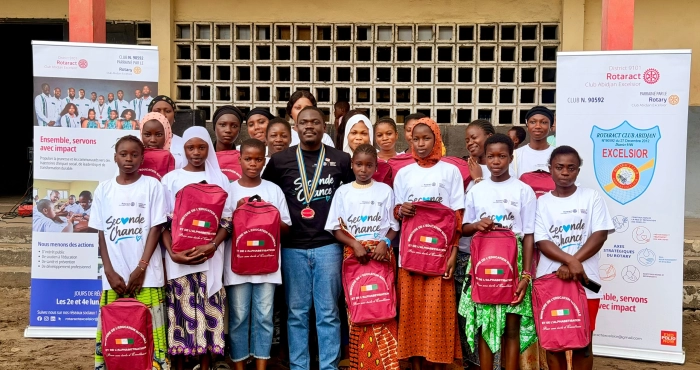 education-le-rotaract-club-abidjan-excelsior-donne-une-seconde-chance-a-plusieurs-filles