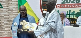 apres-brazzaville-anges-felix-ndakpri-le-commissaire-general-du-sila-distingue-a-dakar