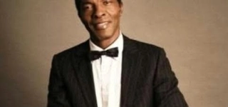 lacteur-ivoirien-isaach-de-bankole-va-construire-a-abidjan-une-ecole-de-cinema-et-de-theatre
