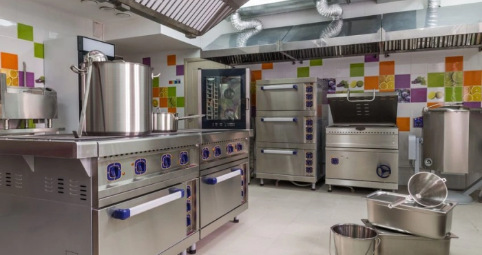 plusieurs-materiels-equipements-mobiliers-de-restauration-et-de-cuisine-mis-en-vente-aux-encheres-publiques-par-lagrac