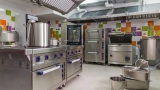 plusieurs-materiels-equipements-mobiliers-de-restauration-et-de-cuisine-mis-en-vente-aux-encheres-publiques-par-lagrac