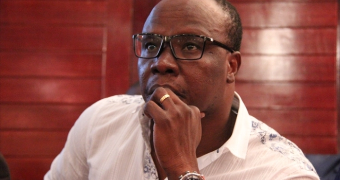 asalfo-frappe-par-le-deces-de-son-frere-jumeau